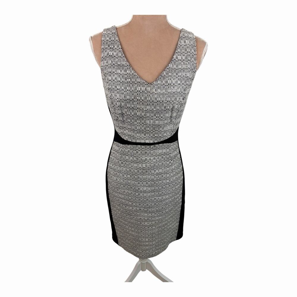 White House Black Market 8P Black White Tweed Sheath Career Dress Petite